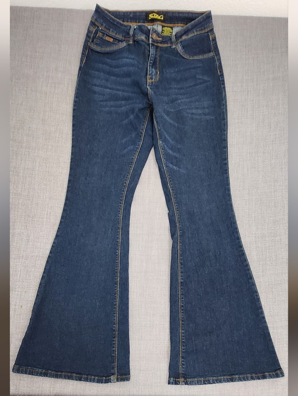 Stag Jeans Dark Wash Stretch Flare Jeans. 9/27